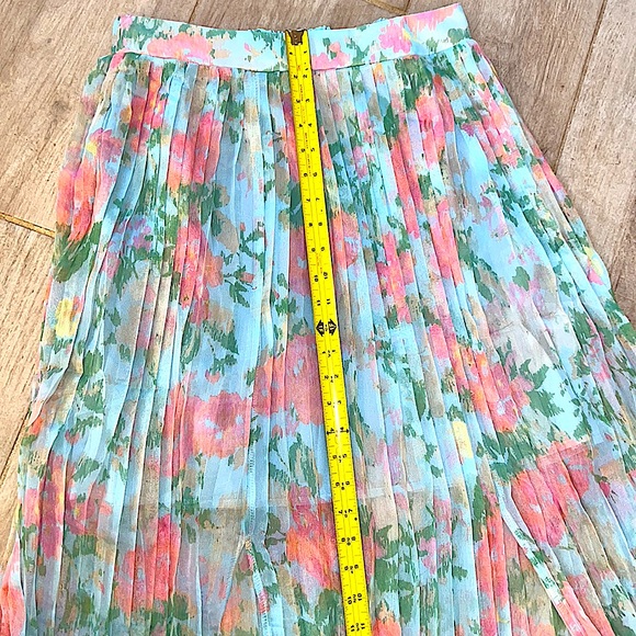 NWOT Ontwelfth Tulle Floral Front Slit Maxi Skirt - Picture 4 of 9